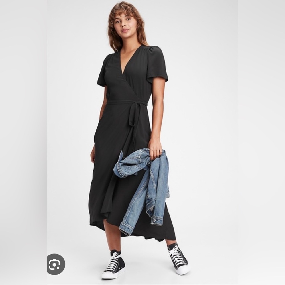 GAP NWT XS Black Midi Wrap Dress